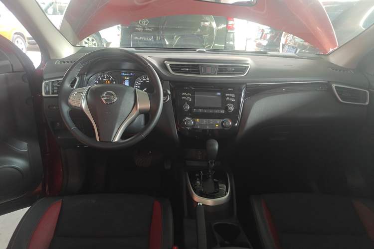 Used Nissan Qashqai 2016 2.0L CVT Luxury Edition
