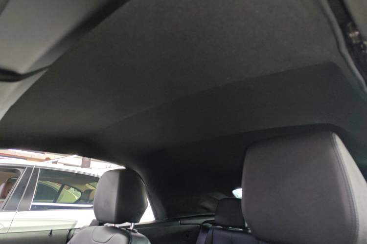 Used BMW 2 Series 2018 220i Convertible Coupe Sports Design Package
