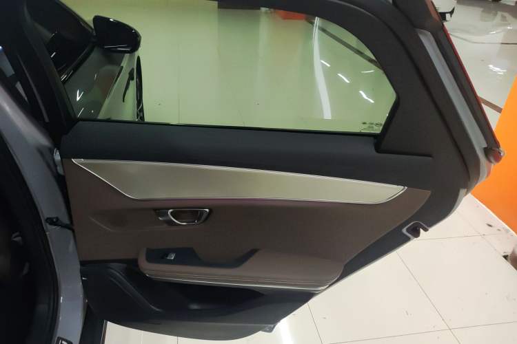 Used BYD Han 2025 DM-i Smart Drive 125KM Prestige Model
