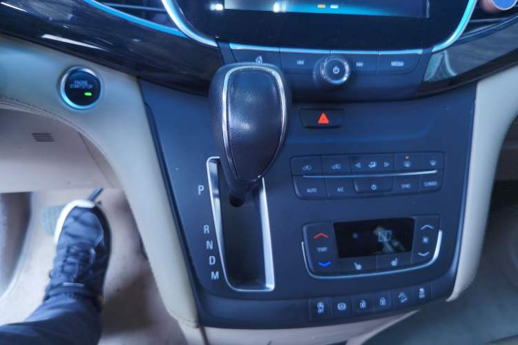 Used Buick GL8 2018 ES 28T Premium Model China VI Standard