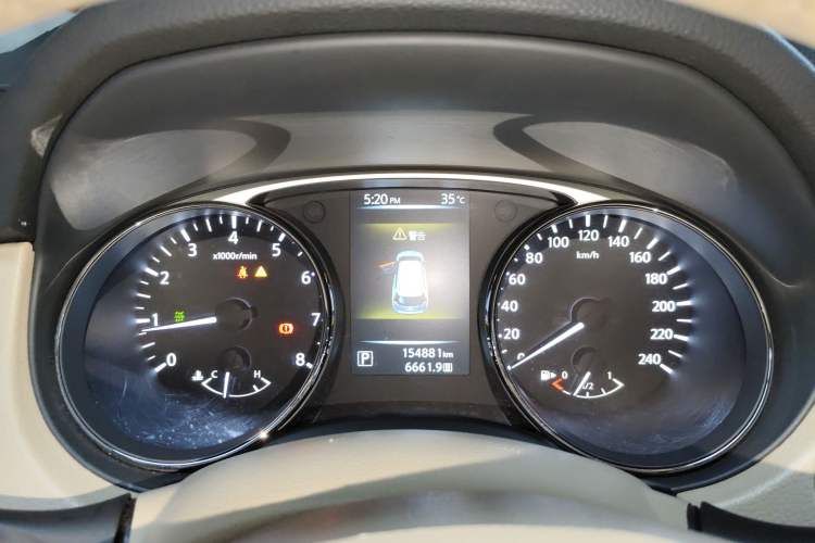 Used Nissan X-Trail 2016 2.0L CVT Smart Enjoyment Version 4WD
