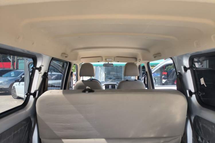 Used Wuling Rongguang S 2023 1.5L Base Version 5/7 Seats
