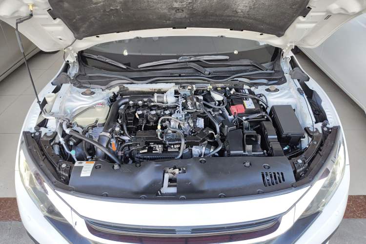 Used Honda Civic 2016 180TURBO CVT Comfort Version
