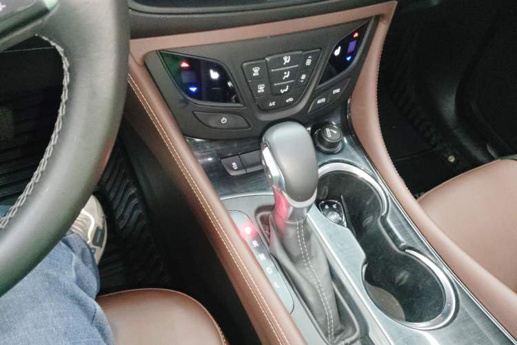 Used Buick Envision 2018 28T Four-Wheel Drive Elite Version
