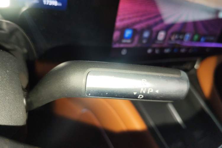 Used Hima AITO M9 2024 Range-Extended Max Edition 52 kWh 6-Seater Version
