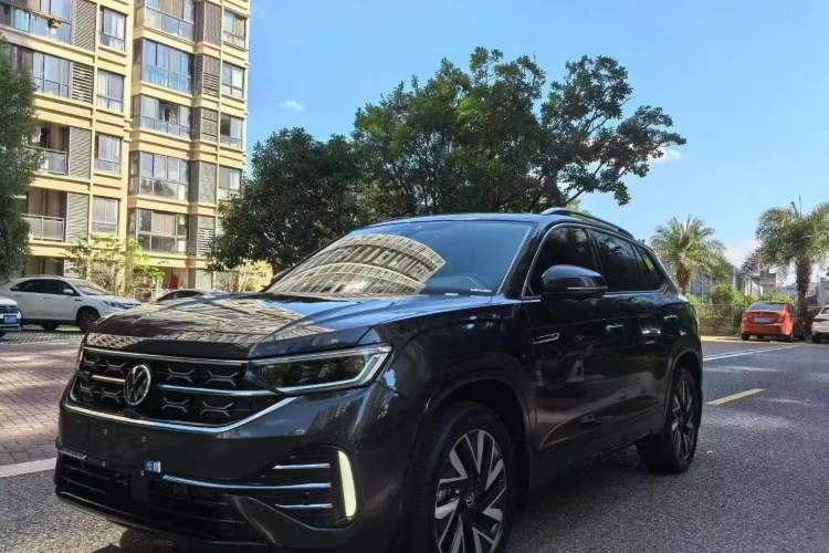 Used Volkswagen Tayron 2024 330TSI Two-Wheel Drive R-Line High-Energy Version