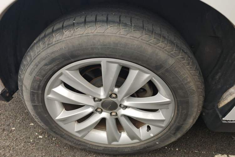 Used Haval H2 2016 Red-Label 1.5T Manual Two-Wheel Drive Luxury Model
