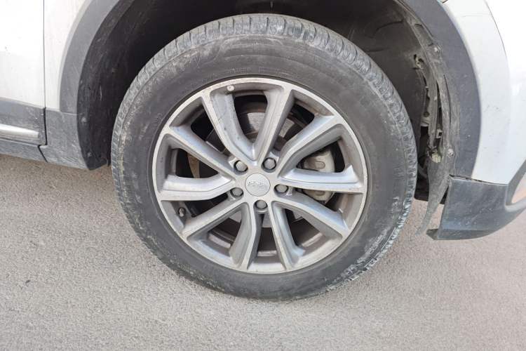 Used Geely Auto Emgrand X7 Sport 2018 1.8TD Automatic Two-Wheel Drive Smart 4G Connected Version