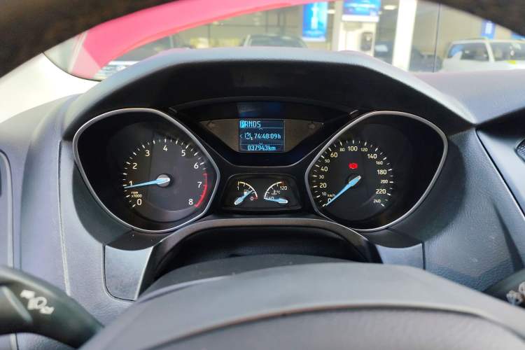 Used Ford Focus 2017 Hatchback 1.6L Automatic Fashion Edition Smart Drive Version