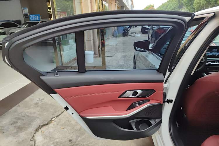 Used BMW 3 Series 2023 325i M Sport Package
