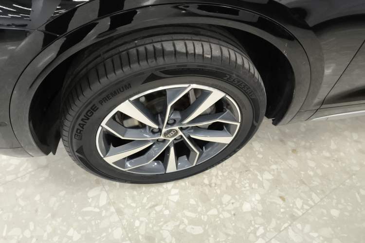 Used Audi Q5L 2022 40T Luxury Dynamic Model