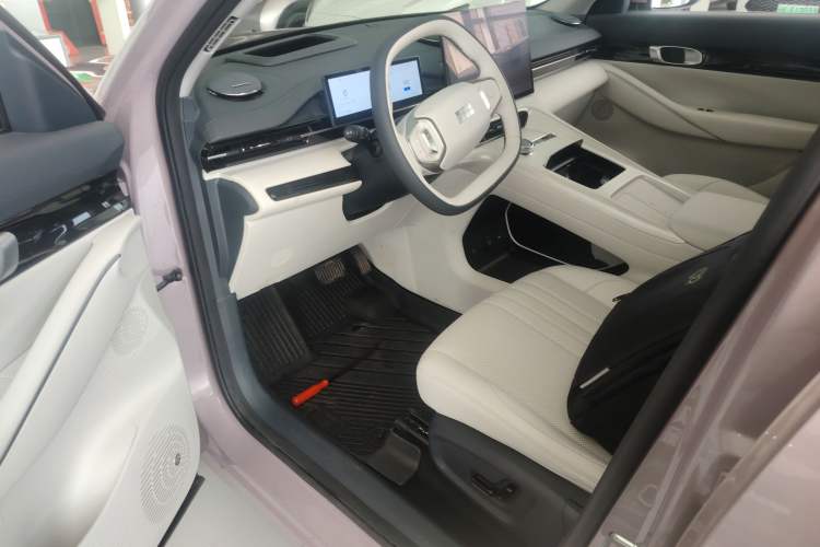 Used  E5 2024 530 km Exploration+ Version