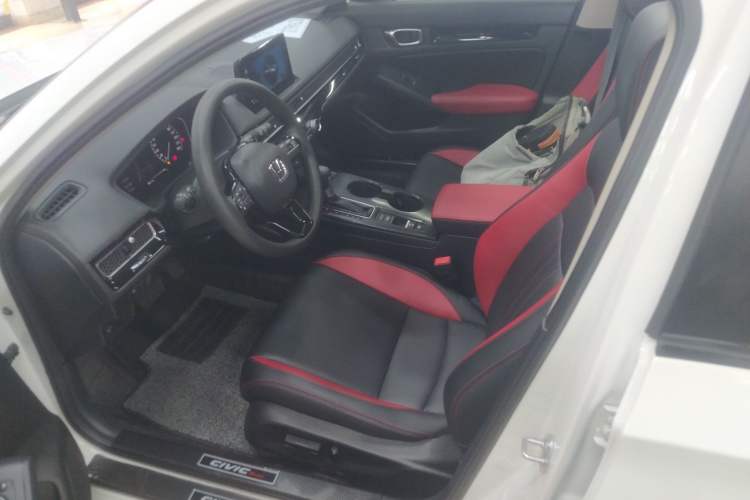 Used Honda Civic 2023 HATCHBACK 240TURBO CVT Zhiyue Edition
