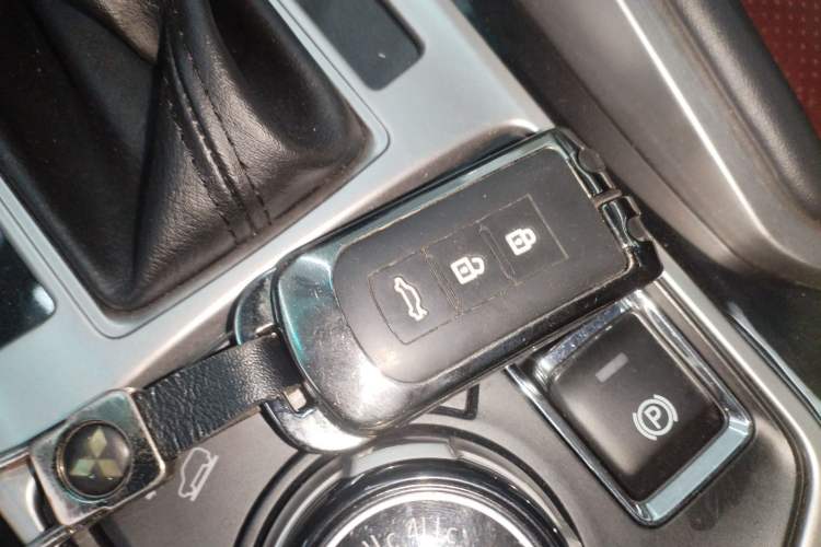 Used Mitsubishi Pajero 2018 V93 3.0L 5-Door GLS Genuine Leather Version – Middle East
