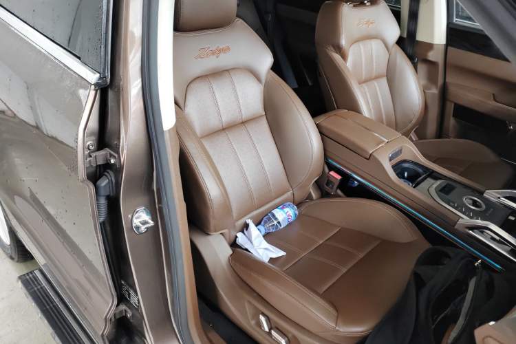 Used Zotye T800 2018 2.0T Automatic Prestige Smart Connectivity 7-Seater
