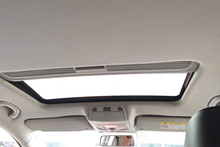 Used Volkswagen Magotan 2016 1.8TSI Smart Comfort Model
