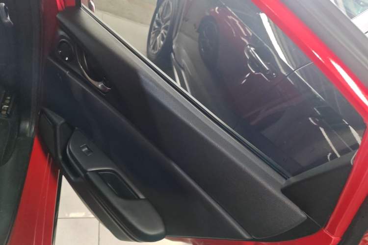 Used Honda Civic 2021 HATCHBACK 220TURBO CVT New Trendsetter
