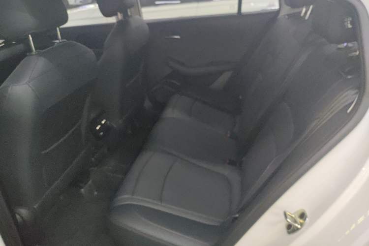 Used Roewe i5 2023 1.5L CVT Luxury Edition
