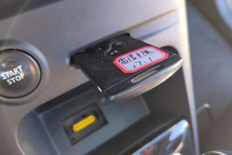 Used Renault Captur 2015 1.2T Automatic Luxury First Edition