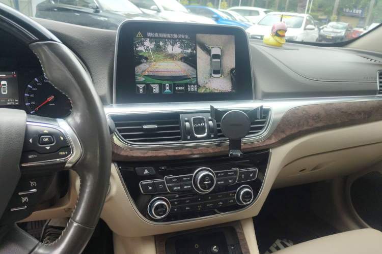 Used GAC Trumpchi GA8 2016 320T Prestige Edition
