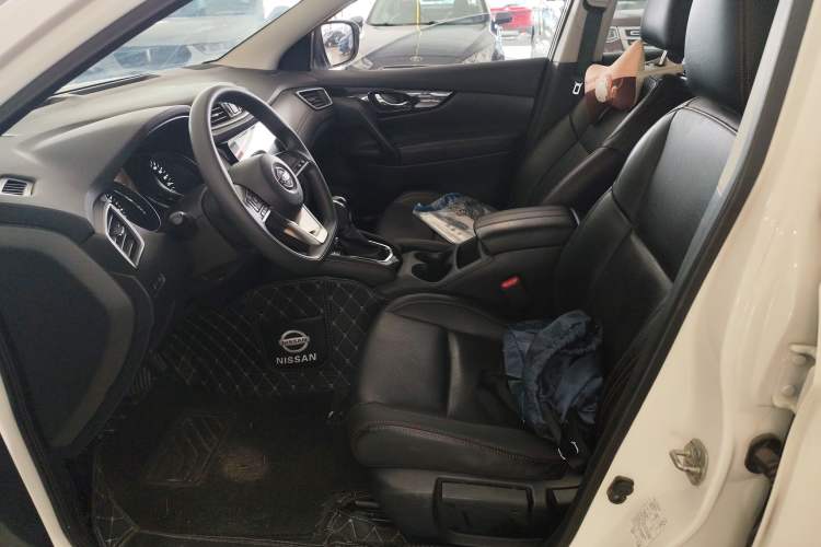 Used Nissan Qashqai 2021 2.0L CVT Smart Enjoyment Version