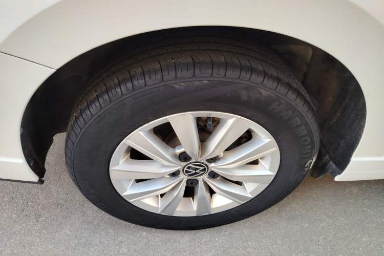 Used Volkswagen Lavida 2023 Revised 1.5L Automatic DeYi Edition