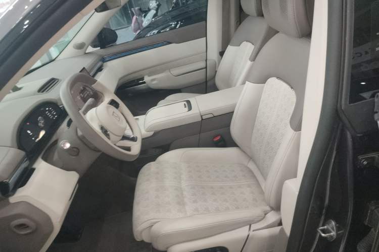 Used Zeekr 7X 2025 75 kWh Rear-Wheel Drive Intelligent Driving Version
