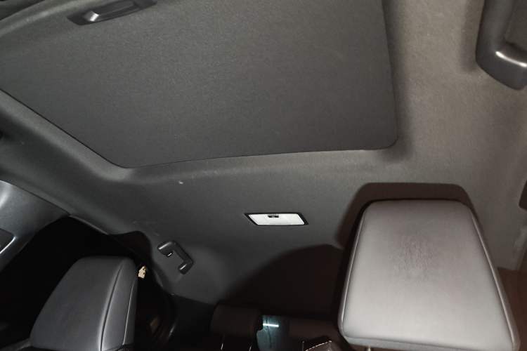 Used Lexus UX New Energy 2020 300e Pure·Joy Edition
