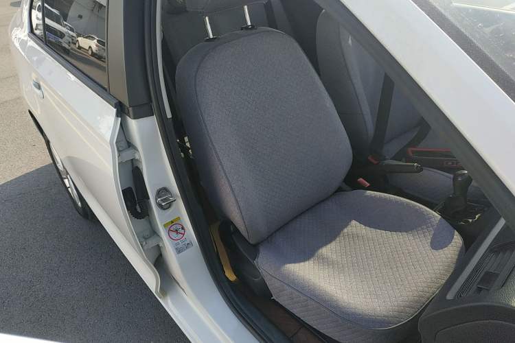 Used Volkswagen Santana 2015 1.4L Manual Fashion Edition
