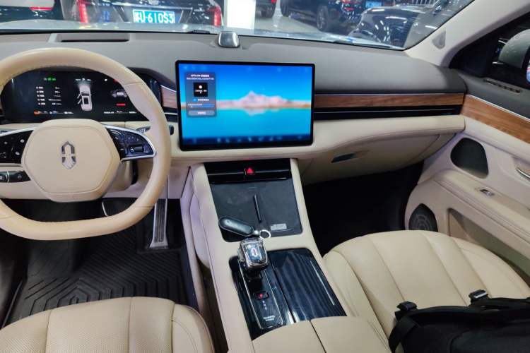 Used Hima AITO M7 2024 1.5T Rear-Drive Plus Version 5 Seats
