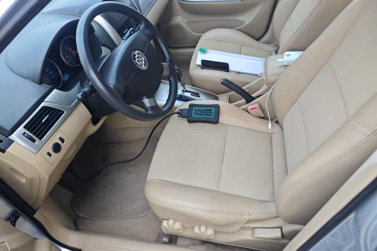 Used Buick Excelle 2013 1.5L Automatic Classic Model
