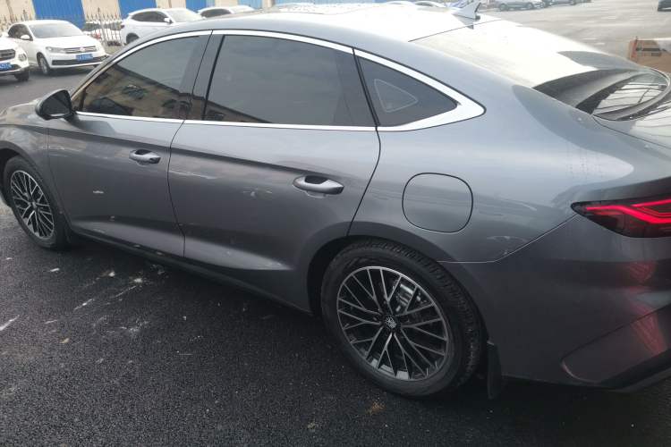 Used BYD Qin L 2024 DM-i 120KM Excellence Model

