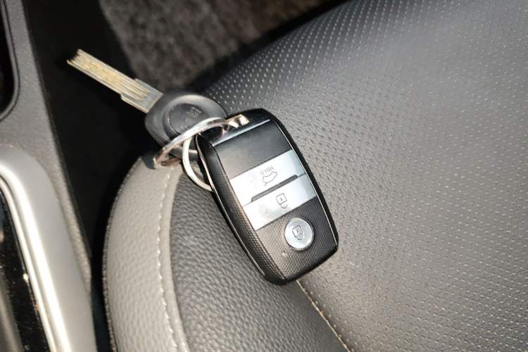 Used Kia kx1 Stonic 2021 1.4L CVT Fun Edition
