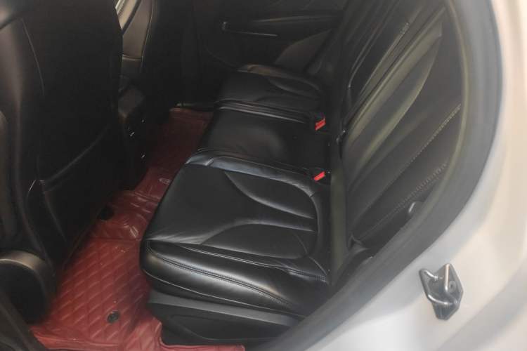 Used Lincoln MKC 2017 2.0T Two-Wheel Drive Deluxe Edition