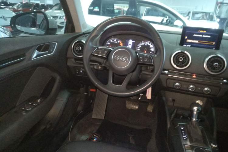 Used Audi A3 2020 Sportback 35 TFSI Fashion Edition China VI Emission Standard
