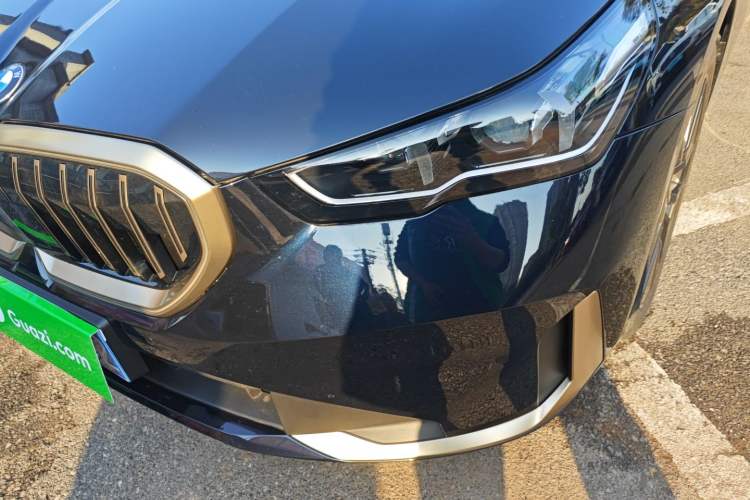 Used BMW 5 Series 2024 525Li Luxury Package
