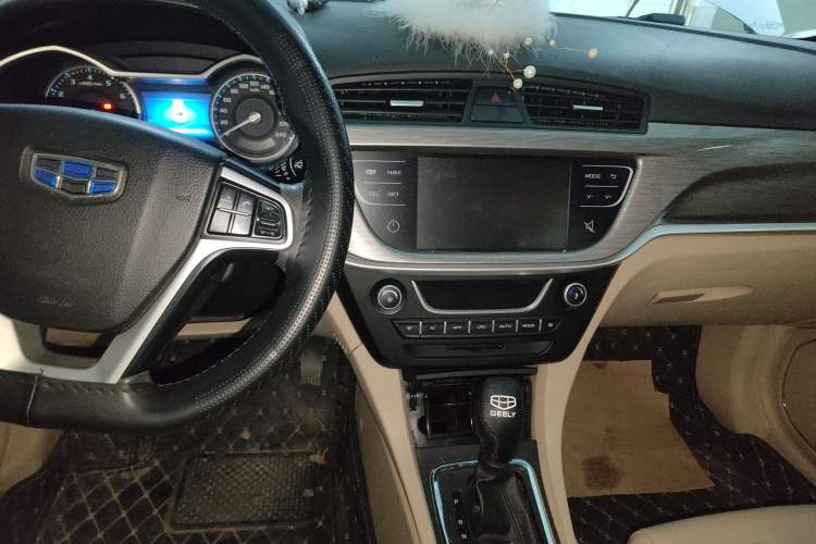 Used Geely Auto Emgrand 2017 Sedan Million Edition 1.5L CVT Luxury Model
