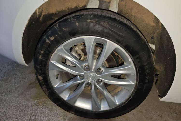 Used Buick Verano 2018 Sedan 20T Dual-Clutch Elite Model
