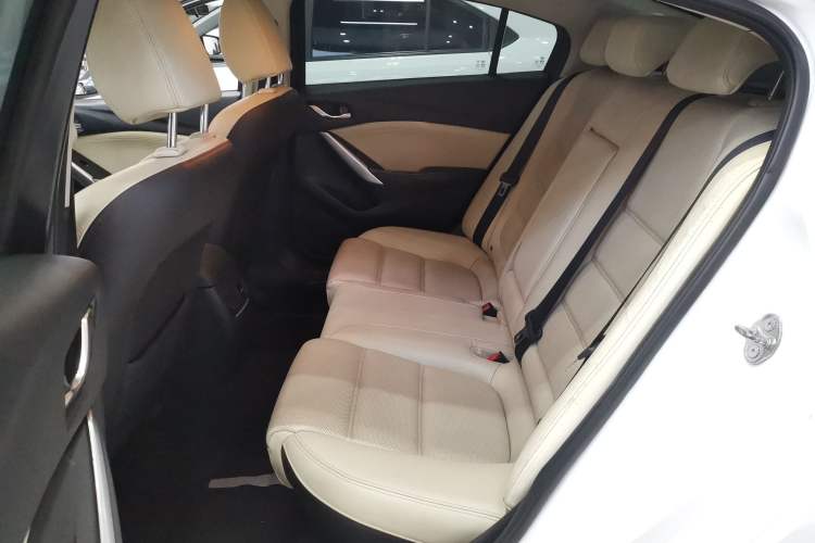 Used Mazda Atenza 2014 2.0L Blue Sky Luxury Edition