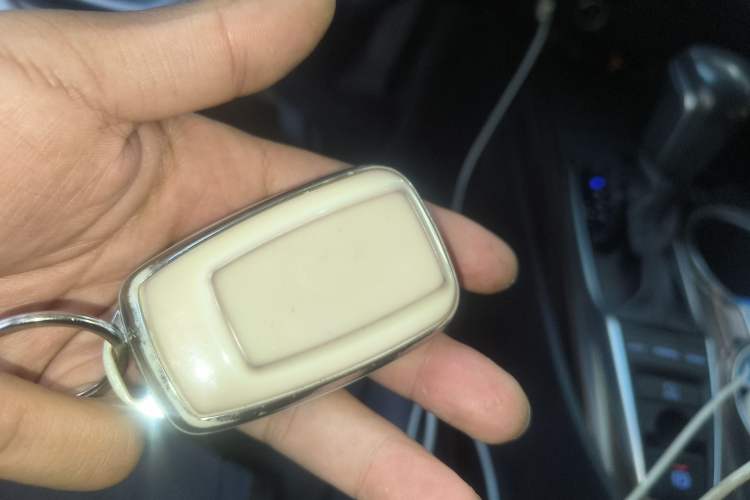 Used Toyota Camry 2019 Revised Version 2.5G Luxury Edition
