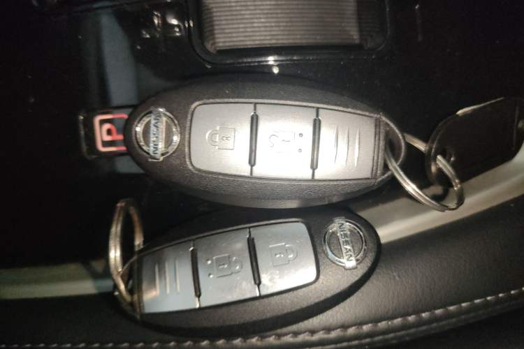 Used Nissan X-Trail 2019 2.0L CVT Smart Connect Comfort Edition 2WD