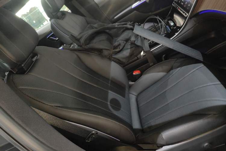 Used Mercedes-Benz EQE 2022 350 Luxury Edition
