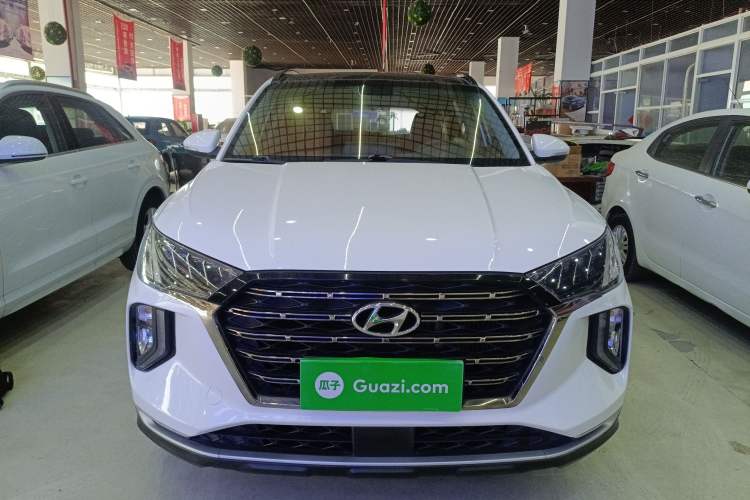 Used Hyundai Tucson 2019 280TGDi Dual-Clutch Two-Wheel Drive Fashion Edition China V Standard
