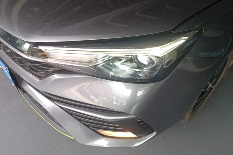 Used Roewe i5 2021 1.5L CVT Diamond Edition
