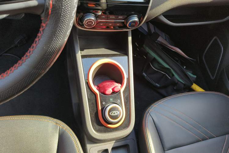 Used Chery Little Ant 2021 150 000 Yuan Ant Fan Edition New Ant Cool Version Lithium Iron Phosphate
