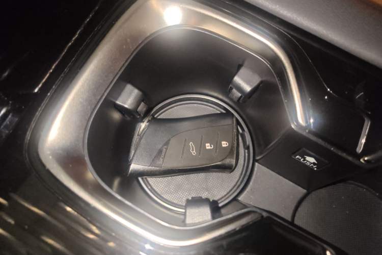 Used Lexus RX 2023 350h Two-Wheel Drive Enjoyment Version
