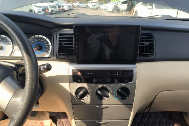 Used Toyota Corolla EX 2013 1.6L Manual Excellence Edition
