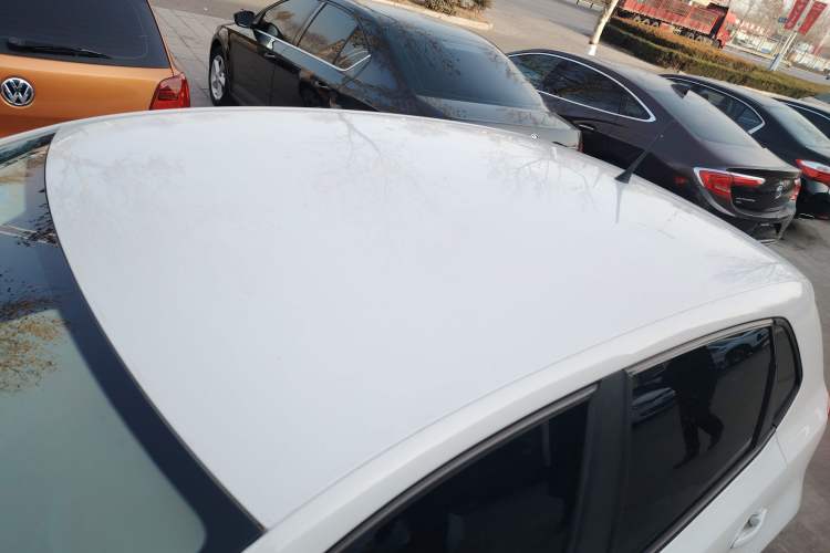 Used Volkswagen Polo 2016 1.4L Manual Fashion Model
