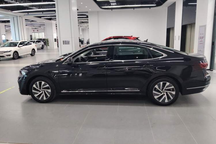 Used Volkswagen Passat New Energy 2022 430 PHEV Hybrid Elite Edition
