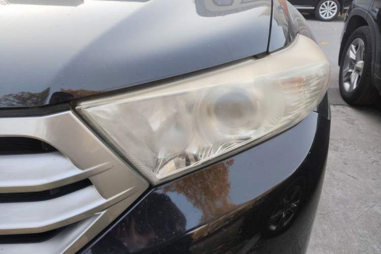 Used Toyota Highlander 2012 2.7L 2WD 5-Seater Elite Edition
